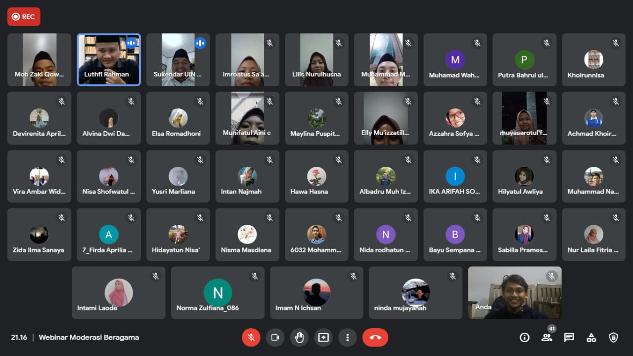KKN UIN Walisongo Gelar Webinar Moderasi Begarama yang bertema "Optimalisasi Sikap Moderat dalam Beragama Generasi Millenial". 1 img 20211102 wa0050