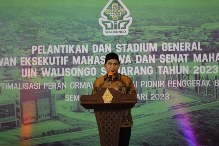 Berikan Wawasan Polarisasi Politik Agama, Wagub Taj Yasin Isi Stadium General di UIN Walisongo Semarang