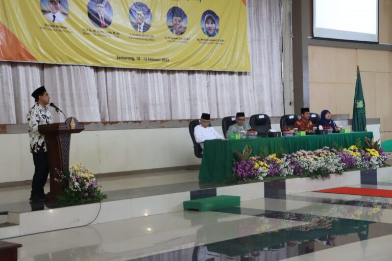 Dukungan Gerakan Patuh Protokol Kesehatan Dan Vaksinasi Masal Mahasiswa Kkn Rdr 77 UIN Walisongo Semarang Membantu Lancarkan Kegiatan Vaksinasi Masal 1 Wagub Taj Yasin : UIN Walisongo Penyumbang Terbesar Sertifikat Halal Jawa Tengah