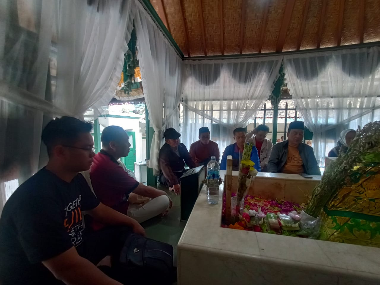 Sambut Dies Natalis UIN Walisongo Ke-53, 300 Mahasiswa Fuhum Ziaroh Wali di Bali 1 Sambut Dies Natalis UIN Walisongo Ke-53, 300 Mahasiswa Fuhum Ziaroh Wali di Bali