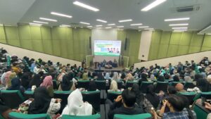 Sambut Dies Natalis ke 53, Fakultas Dakwah dan Komunikasi adakan Stadium General bahas  Desa Wisata Religi