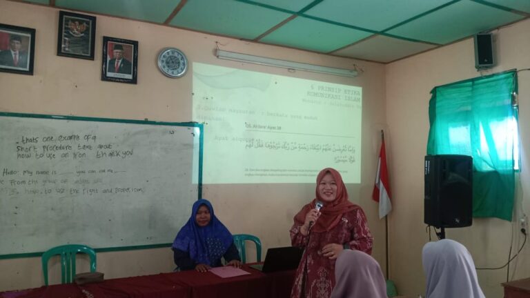 Dosen KPI UIN Walisongo sharing “Ngaji Komunikasi : Menjadi Santri Yang Komunikatif” di Kabupaten Blora
