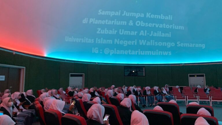 Meski Hari Kedua, Antusiasme Kunjungan MA NU Nurul Ulum Jekulo Kudus ke Planetarium Masih Tinggi