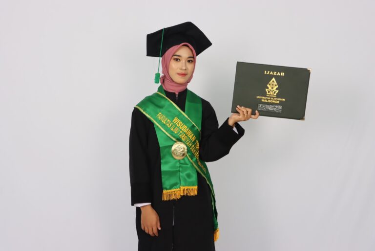 Nilal Muna Wisudawan UIN Walisongo Lulus Non Skripsi, Tulis Banyak Artikel Ilmiah Bereputasi