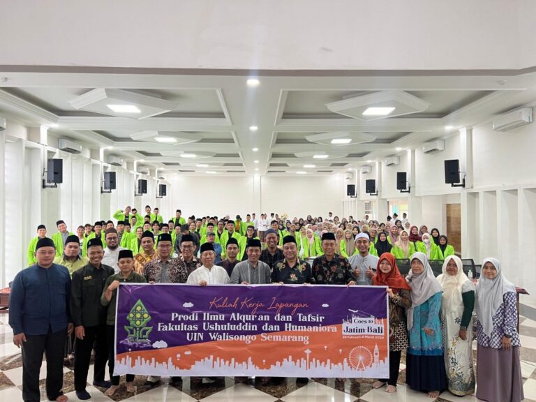 Perkuat Pemahaman Moderasi Beragama, Prodi IAT Lakukan Kunjungan KKL ke Ponpes Madrosatul Qur'an Jombang dan Ponpes Roudhotul Huffadz Bali. 16 Perkuat Pemahaman Moderasi Beragama, Prodi IAT Lakukan Kunjungan KKL ke Ponpes Madrosatul Qur'an Jombang dan Ponpes Roudhotul Huffadz Bali.