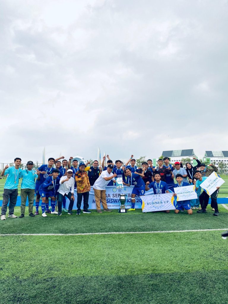 Tim Sepak Bola UIN Walisongo Raih Juara II dan Penghargaan Fair Play di Liga Mahasiswa PTKIN 2024 – UIN Walisongo