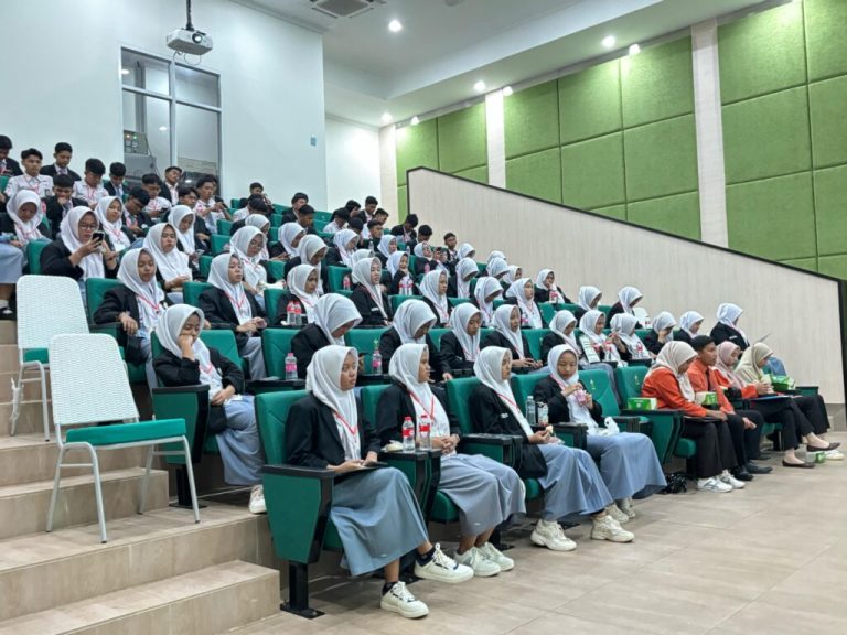Belajar Pentingnya Pendidikan Tinggi, SMA Pondok Modern Selamat 2 Batang Kunjungi UIN Walisongo – UIN Walisongo