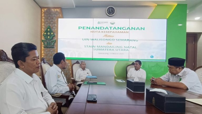 UIN Walisongo dan STAIN Mandailing Natal Menjalin MoU Perkuat Tri Darma Perguruan Tinggi – UIN Walisongo