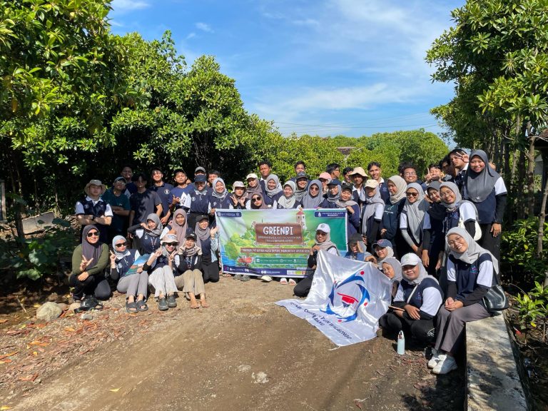 GenBI UIN Walisongo Lakukan Aksi Peduli Lingkungan melalui Program GREENBI – UIN Walisongo