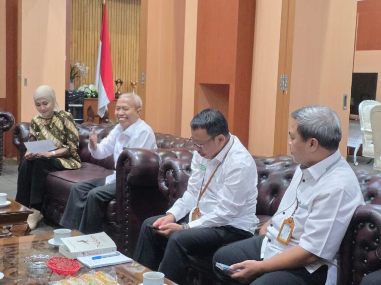 Audiensi Bersama Bupati Kendal, UIN Walisongo Siap Dukung Kendal Cerdas – UIN Walisongo