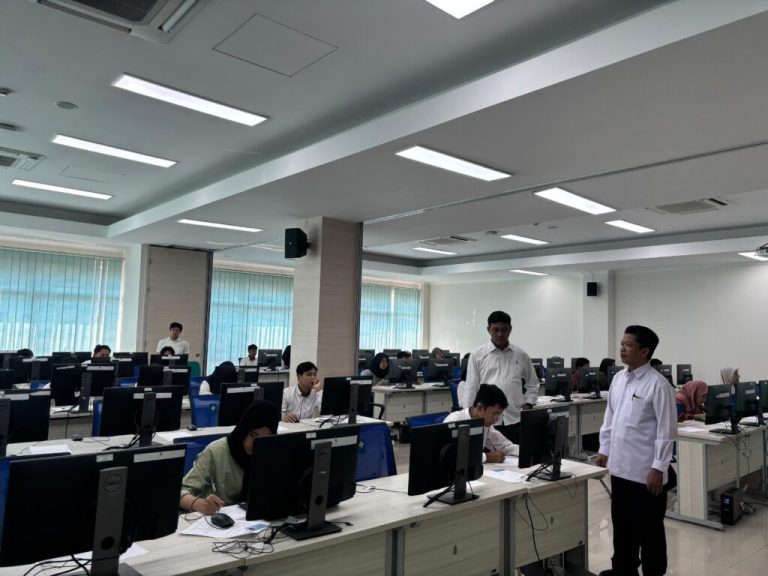1.167 Calon Mahasiswa UIN Walisongo Ikuti UJM 2025 – UIN Walisongo
