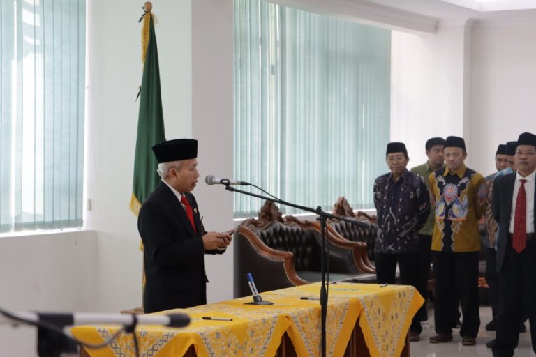 Rektor UIN Walisongo Lantik Pejabat Baru, Tekankan Integritas dan Tanggung Jawab Moral – UIN Walisongo