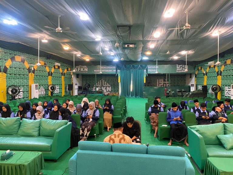 Siap Mengabdi di Papua, Mahasiswa KKN Misi Khusus UIN Walisongo Jalani Tes Standarisasi Bacaan Al-Qur’an oleh Yayasan AFKN – UIN Walisongo