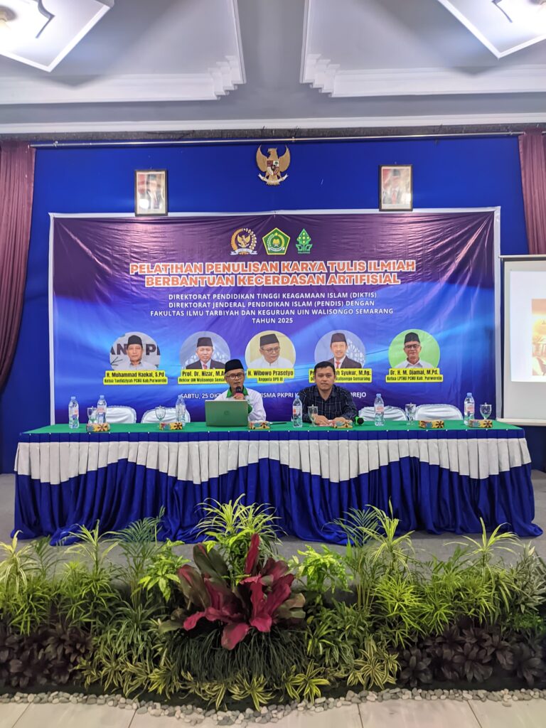 FITK UIN Walisongo dan Diktis Kemenag Gelar Pelatihan Penulisan Karya Ilmiah Berbantuan AI di Purworejo – UIN Walisongo