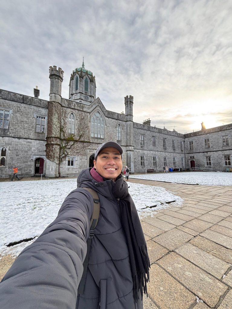 Sebuah Refleksi Bulan Bahasa – UIN Walisongo 14 Sebuah Refleksi Bulan Bahasa – UIN Walisongo