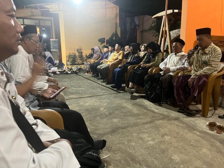 Doa dan Harapan untuk Mimpi yang Belum Selesai – UIN Walisongo