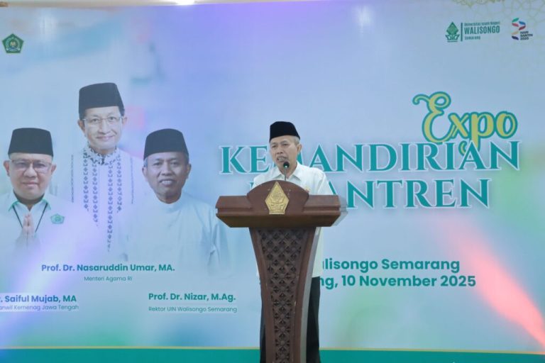 UIN Walisongo Gelar Expo Kemandirian Pesantren 2025 – UIN Walisongo
