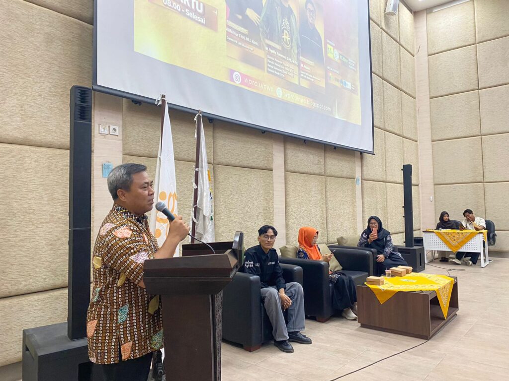 Gelar Karya Mahasiswa Warnai Anniversary ke-4 WPRC UIN Walisongo, Puncak Perayaan Ditutup Bedah Buku Inspiratif – UIN Walisongo 1 Gelar Karya Mahasiswa Warnai Anniversary ke-4 WPRC UIN Walisongo, Puncak Perayaan Ditutup Bedah Buku Inspiratif – UIN Walisongo