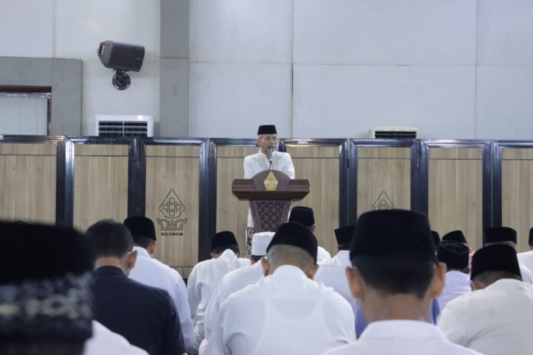 BAI Jawa Tengah Gandeng UIN Walisongo Gelar Tarawih Keliling – UIN Walisongo