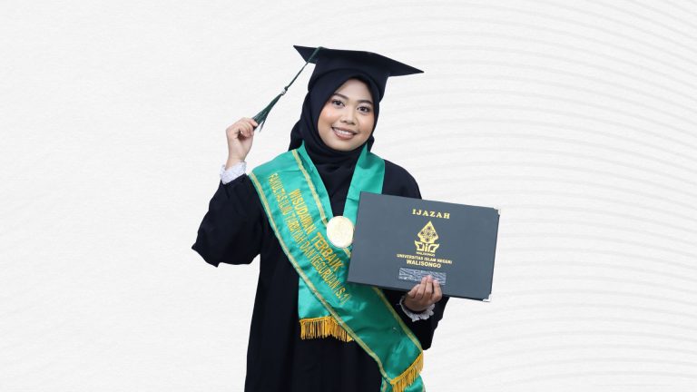 Gelar Ini Angka, Tapi Dukungan Keluarga Menjadikan Saya Miliarder – UIN Walisongo
