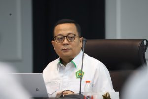 Menag Ajak Umat Islam Lampaui Standar Minimal Zakat, Perkuat Infak dan Sedekah – UIN Walisongo