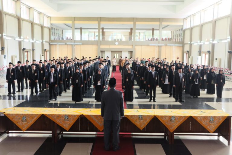 Akselerasi Internasionalisasi, Rektor UIN Walisongo Lantik 115 Pejabat Baru – UIN Walisongo