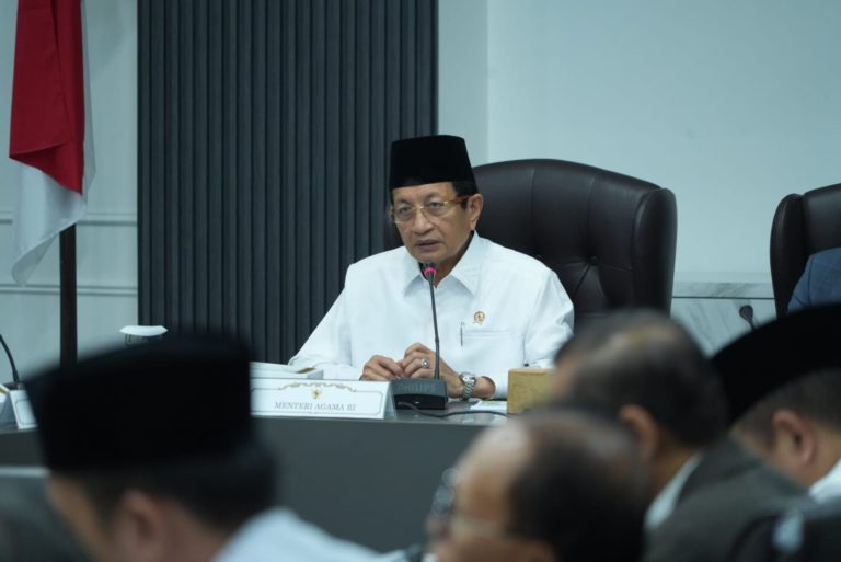 Cara Kerja Baru Harus Tetap Hadirkan Layanan untuk Umat – UIN Walisongo