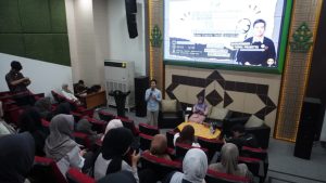 Kuliah Dosen Tamu KPI Hadirkan Praktisi Rasika FM, Perkuat Skill Announcing Mahasiswa – UIN Walisongo