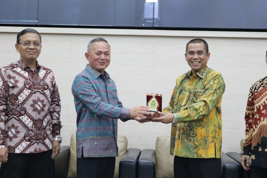 Buka Uji Publik RUU HAM, Rektor UIN Walisongo Tekankan Pentingnya Partisipasi Publik dalam Penyusunan Regulasi Complicated – UIN Walisongo