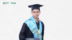 Dua Kali Jadi Wisudawan Terbaik, Nabih Ukir Prestasi di UIN Walisongo Lewat Konsistensi dan Tradisi Diskusi Tafsir – UIN Walisongo