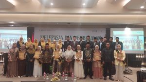 Lepas 70 Calon Wisudawan, Dekan FDK UIN Walisongo Tekankan Pentingnya Soft Skill, Kontribusi Nyata, dan Akhlakul Karimah – UIN Walisongo