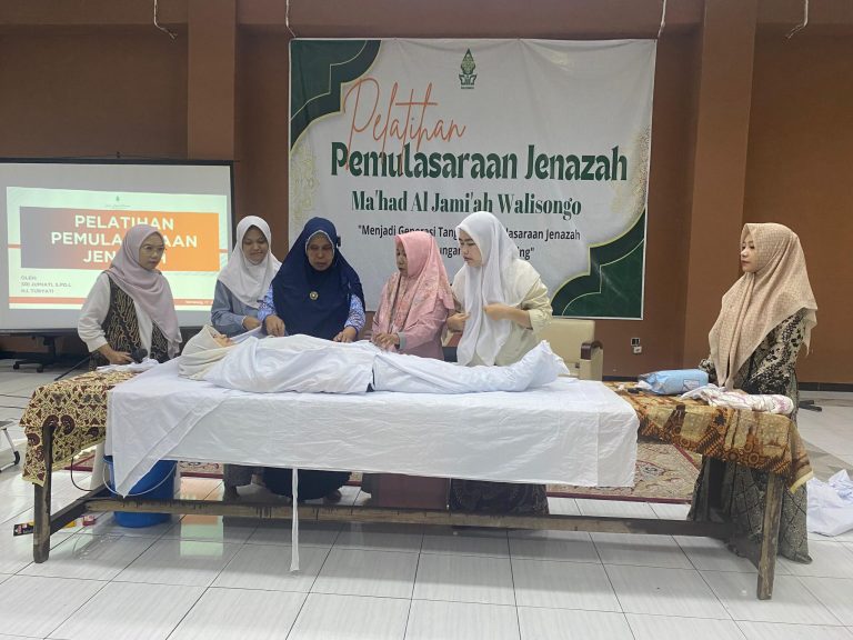 Belajar Pemulasaraan Jenazah bagi Calon Penggerak Sosial – UIN Walisongo 1 Belajar Pemulasaraan Jenazah bagi Calon Penggerak Sosial – UIN Walisongo