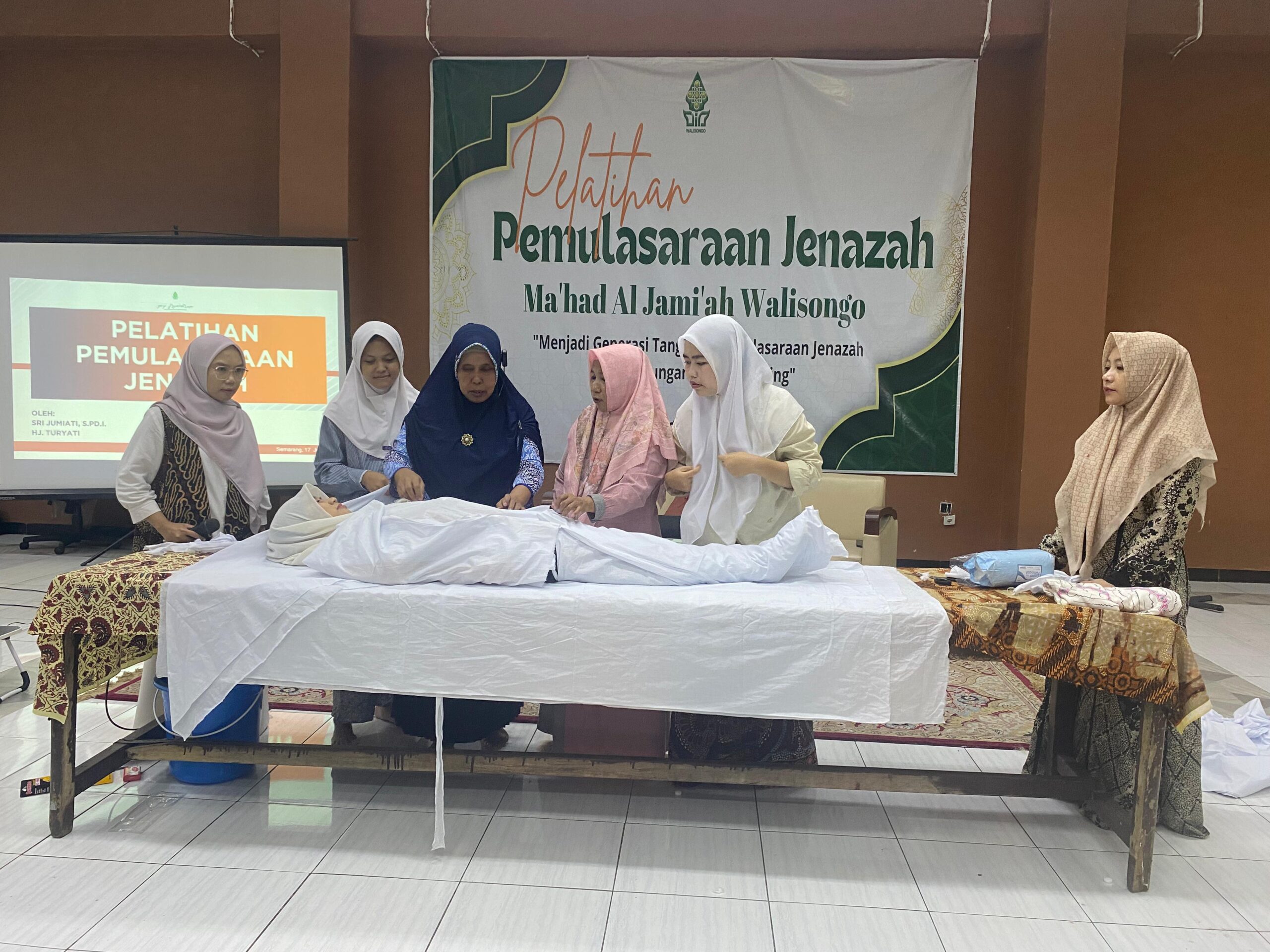 Belajar Pemulasaraan Jenazah bagi Calon Penggerak Sosial – UIN Walisongo 1 Belajar Pemulasaraan Jenazah bagi Calon Penggerak Sosial – UIN Walisongo