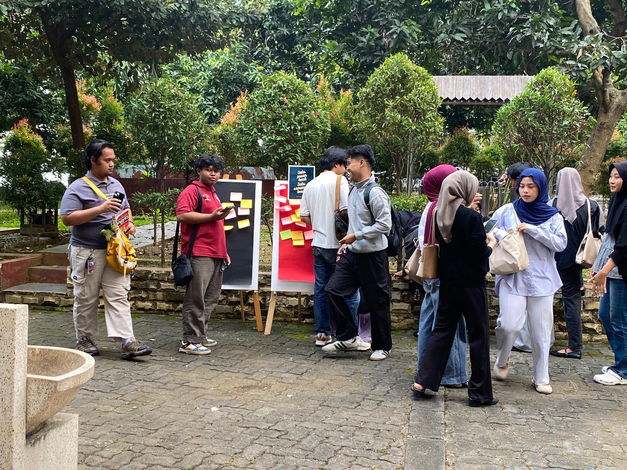 Kampanye Kebaikan Mahasiswa Manajemen Dakwah Tarik Perhatian Mahasiswa – UIN Walisongo 1 Kampanye Kebaikan Mahasiswa Manajemen Dakwah Tarik Perhatian Mahasiswa – UIN Walisongo