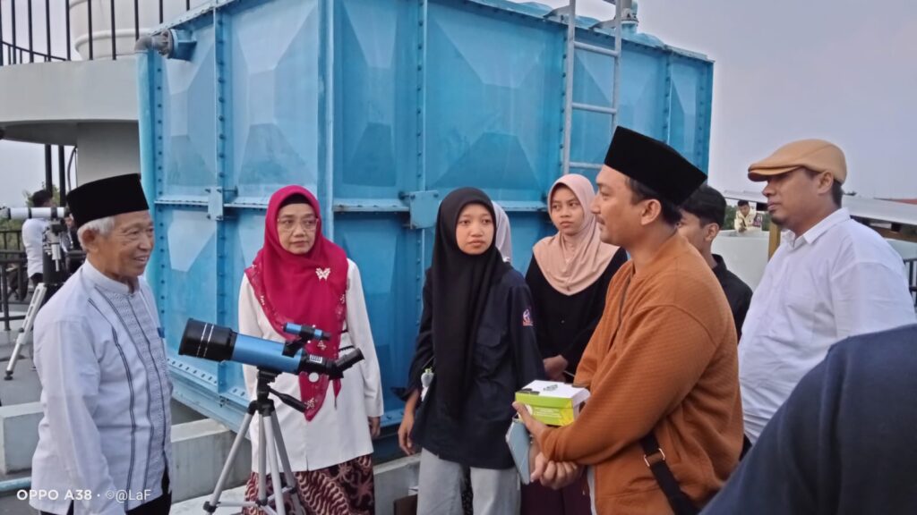 Sambut Tahun Baru Hijriah, Planetarium UIN Walisongo Gelar Rukyat Hilal Awal Muharram 1448 H – UIN Walisongo 1 Sambut Tahun Baru Hijriah, Planetarium UIN Walisongo Gelar Rukyat Hilal Awal Muharram 1448 H – UIN Walisongo