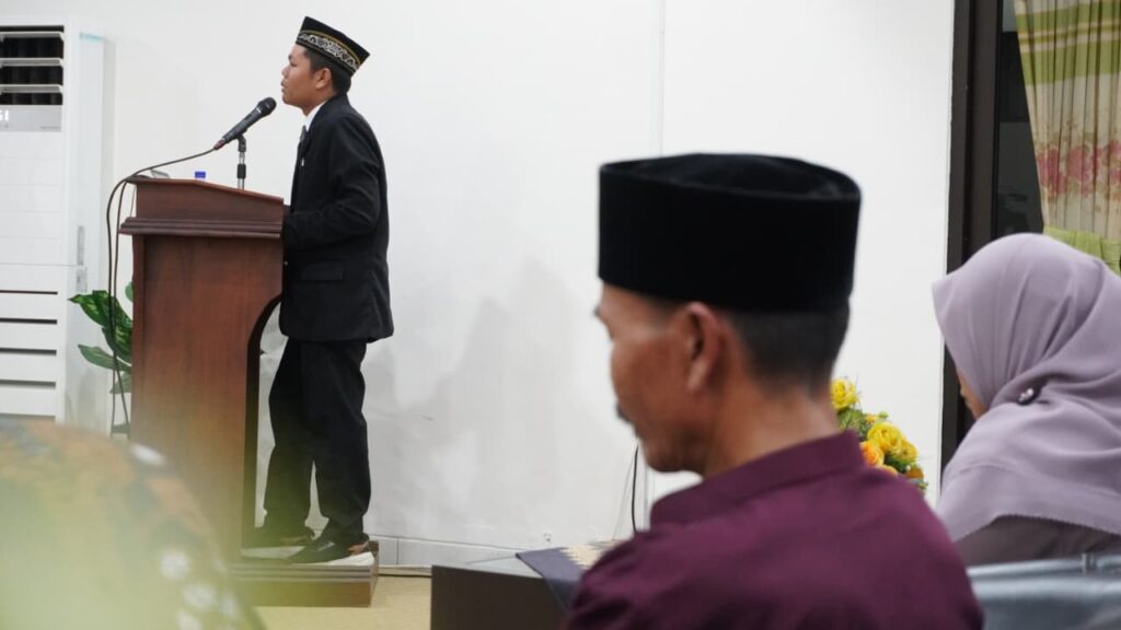 Sapu Bersih Beasiswa dari Bidikmisi hingga BIB, Mantan Pemulung Ini Jadi Doktor ke-409 UIN Walisongo dengan IPK 3,89 – UIN Walisongo 1 Sapu Bersih Beasiswa dari Bidikmisi hingga BIB, Mantan Pemulung Ini Jadi Doktor ke-409 UIN Walisongo dengan IPK 3,89 – UIN Walisongo