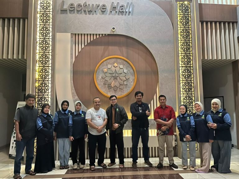 Enam Mahasiswa UIN Walisongo Ikuti KKN Kolaboratif PTKIN di Kabupaten Cianjur – UIN Walisongo 1 Enam Mahasiswa UIN Walisongo Ikuti KKN Kolaboratif PTKIN di Kabupaten Cianjur – UIN Walisongo