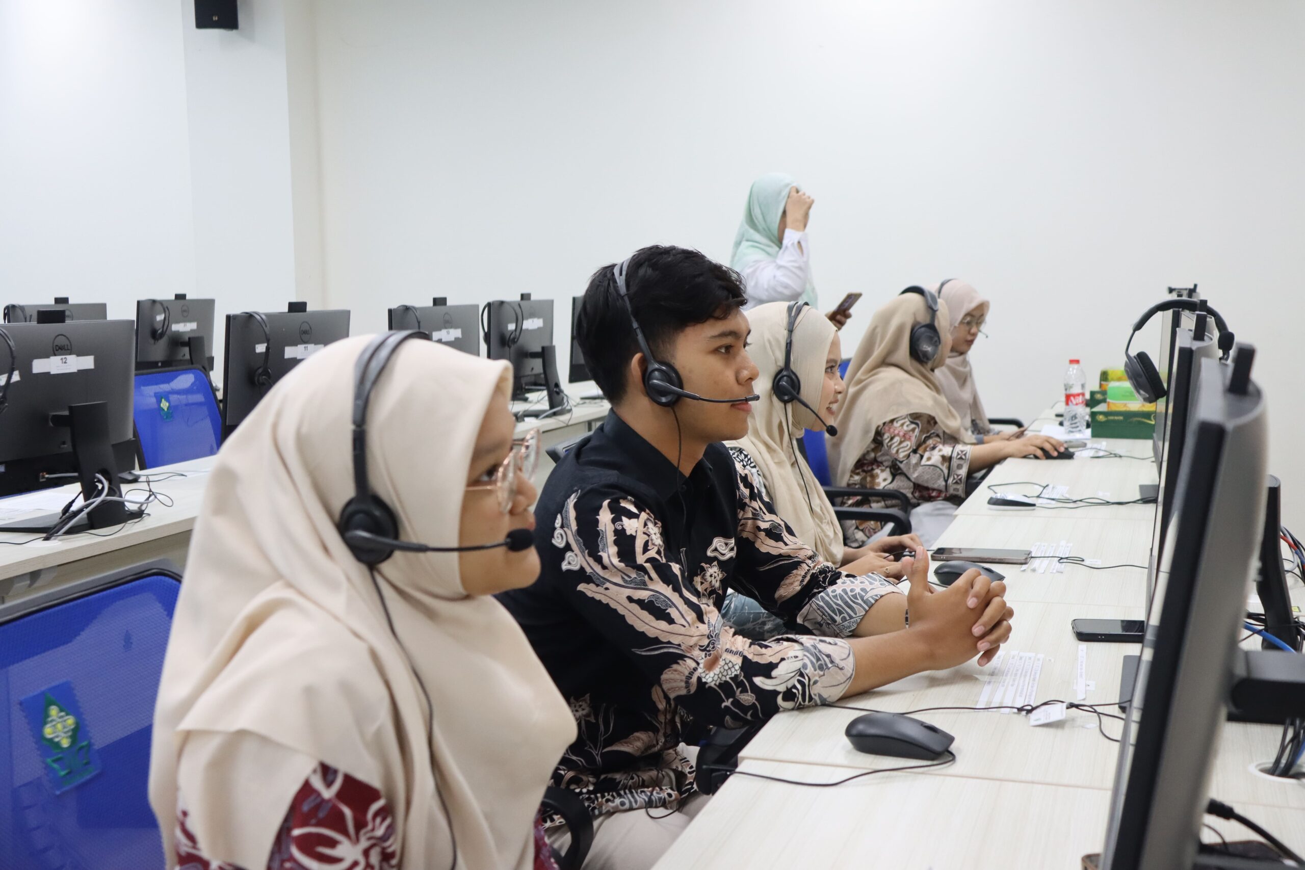 Sukses Jalani Klaster 3, Ketua LPM UIN Walisongo Sebut Feedback ACQUIN Jadi Modal Emas Mutu Global – UIN Walisongo 1 Sukses Jalani Klaster 3, Ketua LPM UIN Walisongo Sebut Feedback ACQUIN Jadi Modal Emas Mutu Global – UIN Walisongo