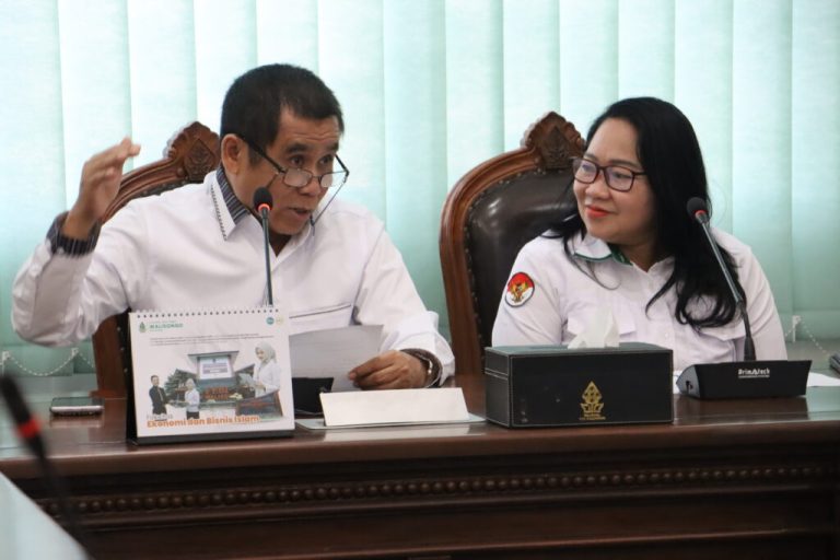 UIN Walisongo dan IAKN Palangkaraya Mantapkan Sinergi Pengelolaan Layanan PPID – UIN Walisongo 3 UIN Walisongo dan IAKN Palangkaraya Mantapkan Sinergi Pengelolaan Layanan PPID – UIN Walisongo