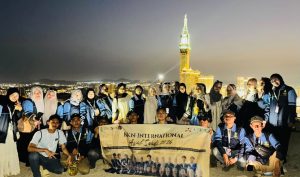 Beranda 1 Aksi Sosial KKN Internasional Arab Saudi, Laksanakan Bersih-bersih di Jabal Khandamah – UIN Walisongo
