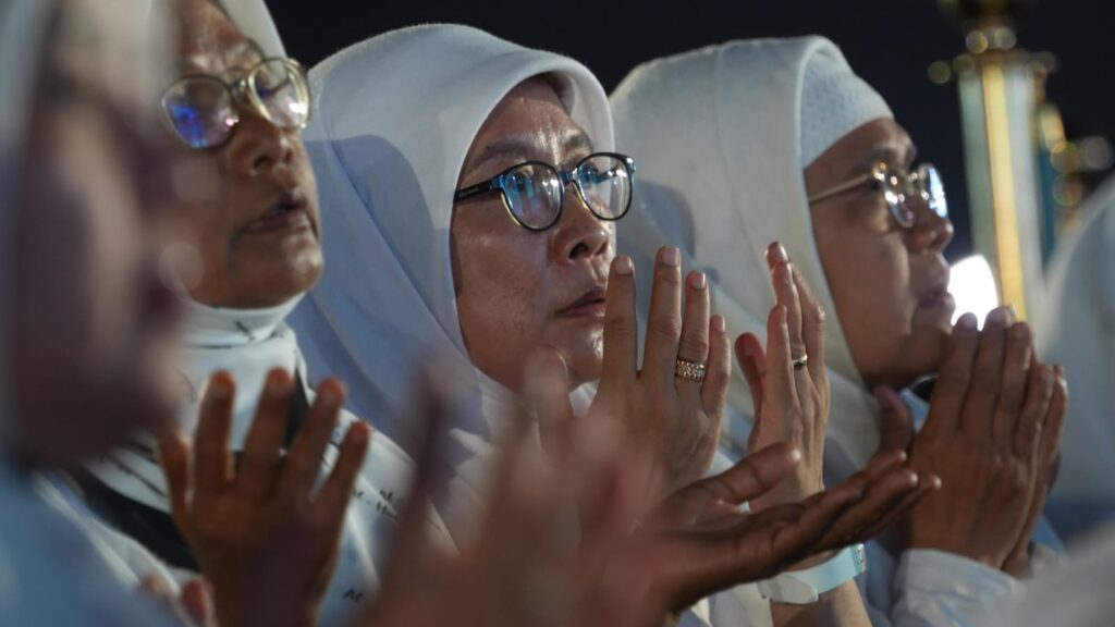 Apresiasi Tokoh Agama di Zikir dan Doa Kebangsaan, Menag Bicara Kerukunan Modal Pembangunan – UIN Walisongo 1 Apresiasi Tokoh Agama di Zikir dan Doa Kebangsaan, Menag Bicara Kerukunan Modal Pembangunan – UIN Walisongo