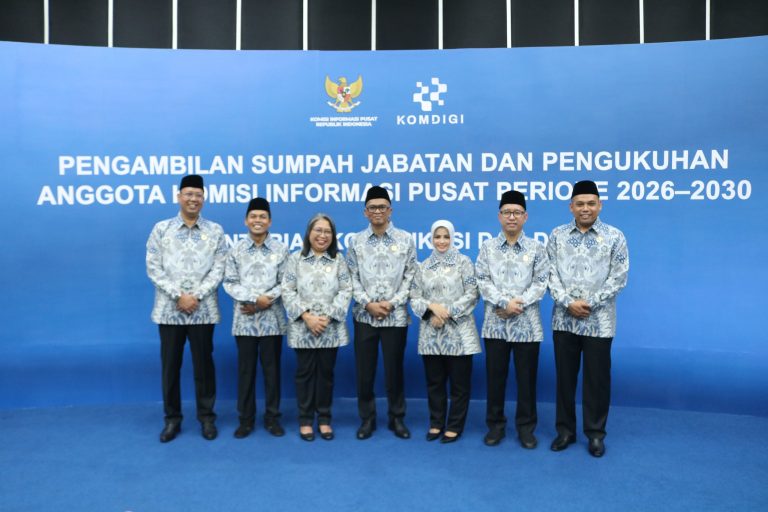 Komisioner KI Pusat 2026–2030 Dilantik, PPID UIN Walisongo Siap Dukung Tata Kelola Akuntabel – UIN Walisongo