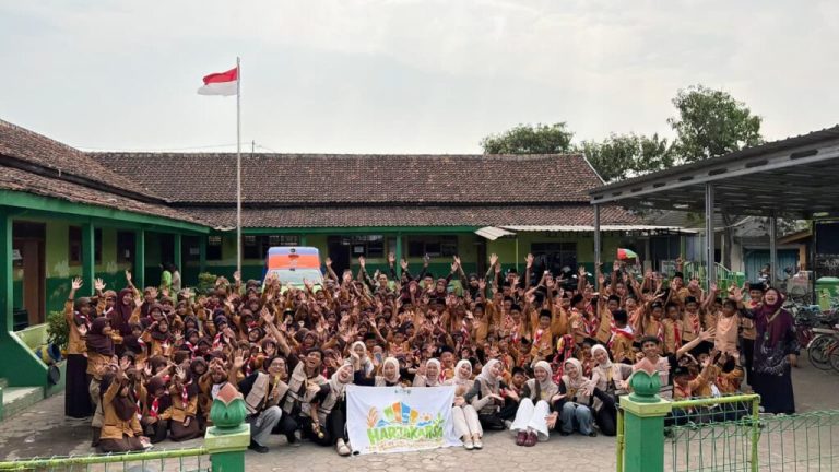 Peringati Hari Anak Nasional, KKN UIN Walisongo Gelar Budaya Literasi – UIN Walisongo 3 Peringati Hari Anak Nasional, KKN UIN Walisongo Gelar Budaya Literasi – UIN Walisongo