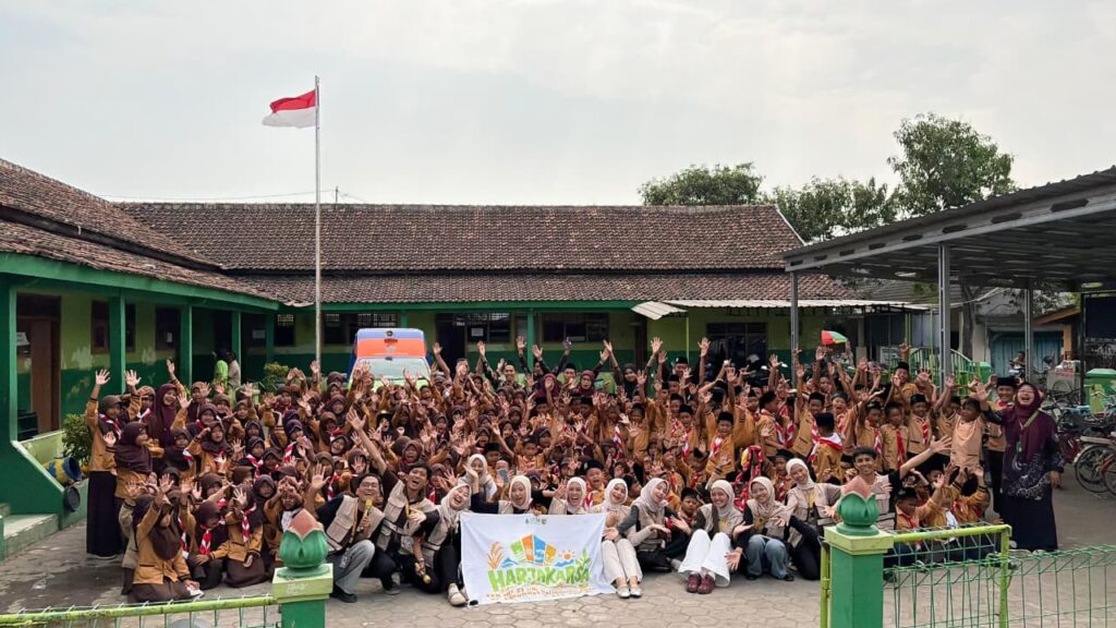 Peringati Hari Anak Nasional, KKN UIN Walisongo Gelar Budaya Literasi – UIN Walisongo