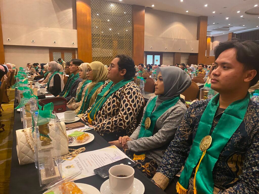 Terus Belajar, Berani Melangkah, dan Hadir Memberi Manfaat – UIN Walisongo 1 Terus Belajar, Berani Melangkah, dan Hadir Memberi Manfaat – UIN Walisongo