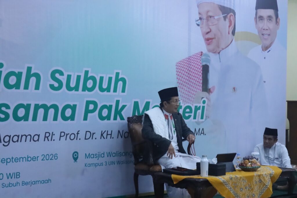 “Dari Al-Qur’an hingga Super AI, Pesan Menag Nasaruddin Umar dalam “Kuliah Subuh Bersama Menteri Agama RI” di UIN Walisongo Semarang 1 “Dari Al-Qur’an hingga Super AI, Pesan Menag Nasaruddin Umar dalam “Kuliah Subuh Bersama Menteri Agama RI” di UIN Walisongo Semarang