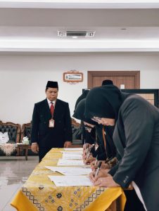 Beranda 1 Kepala Biro SDM Kemenag Lantik Pejabat Fungsional dan Dosen Asisten Ahli di UIN Walisongo – UIN Walisongo