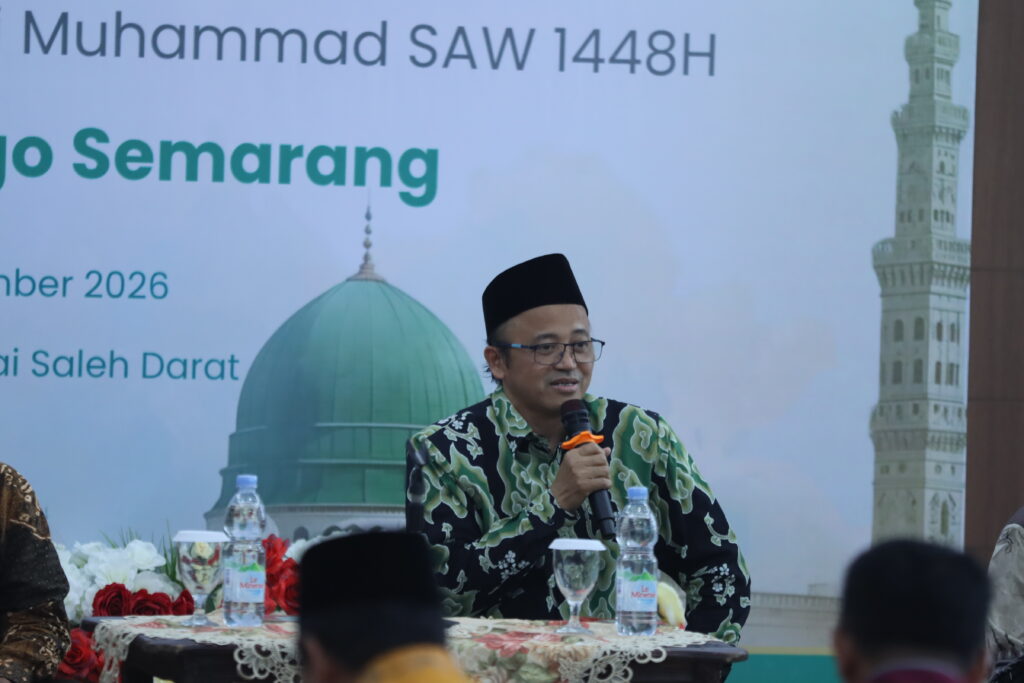 UIN Walisongo Gelar Pembacaan Maulid Al-Barzanji, Ajak Sivitas Akademika Teladani Akhlak Rasulullah – UIN Walisongo 1 UIN Walisongo Gelar Pembacaan Maulid Al-Barzanji, Ajak Sivitas Akademika Teladani Akhlak Rasulullah – UIN Walisongo