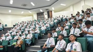 Perluas Wawasan Pendidikan Tinggi, 378 Siswa MAN Salatiga Kunjungi UIN Walisongo – UIN Walisongo 4 Perluas Wawasan Pendidikan Tinggi, 378 Siswa MAN Salatiga Kunjungi UIN Walisongo – UIN Walisongo